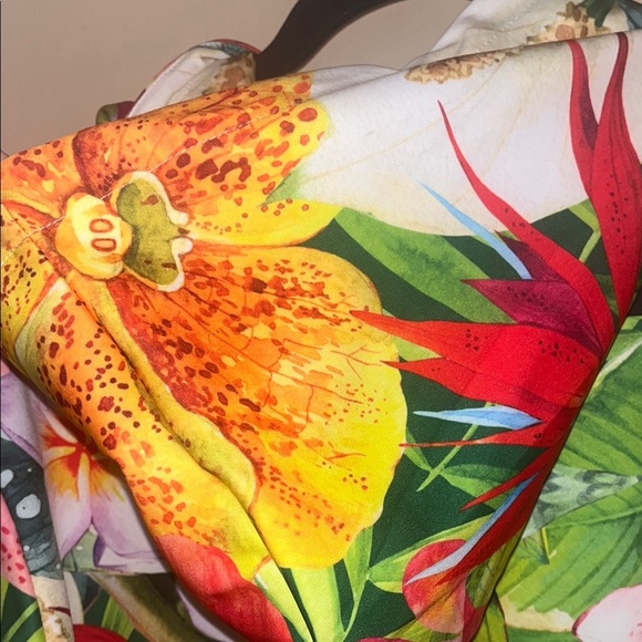 Mikaela Pabon NWT Tropical Floral Hoodie w/ Vibrant Colors size Large - Picture 10 of 12